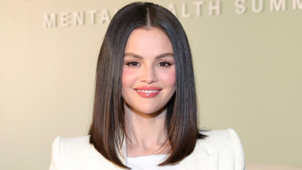 Selena Gomez’s Ponytail Is Gravity-Defyingly Swoopy