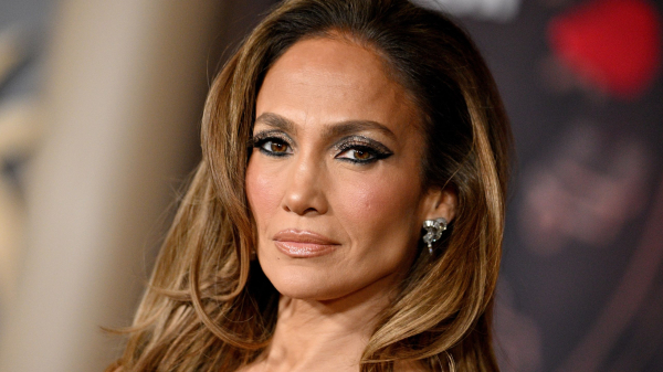 I Could See My Reflection in J. Lo’s Mirrored Chrome Nails—See the Photos